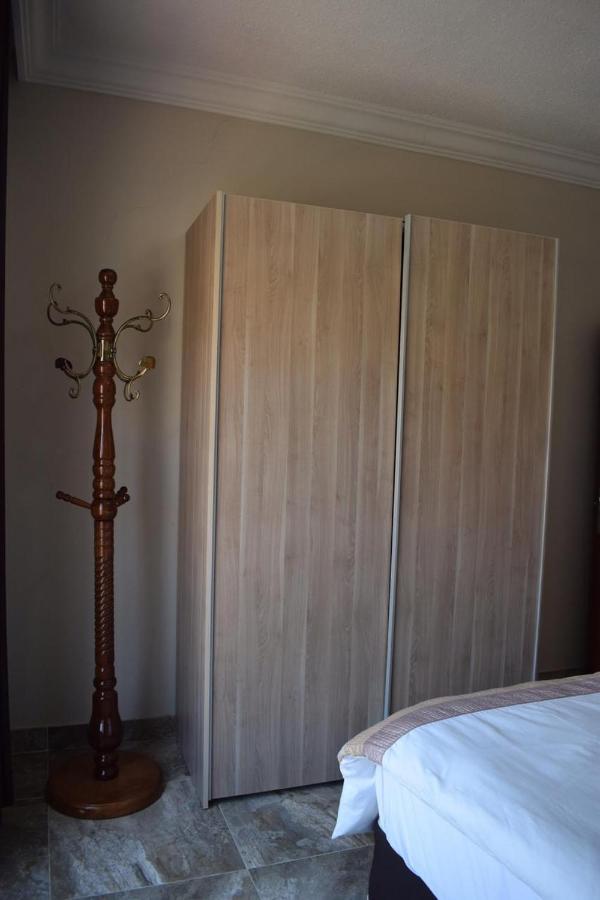 Baron Palace Hotel Suites Акаба Екстериор снимка